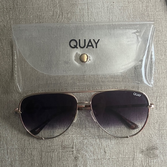 Quay Australia Gold and Black Aviator Sunglasses - Picture 1 of 4